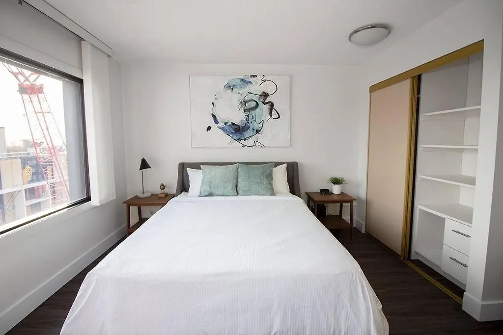 Stunning Studio Apartment With Amazing View Winnipeg Kanada